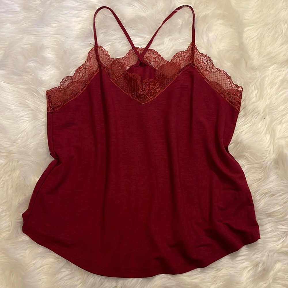 V-Neck Lace Trim Spaghetti Strap Camisole Tank Top Size: XL